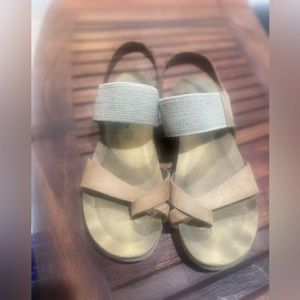 BIONATURA 40 EU or 9.5 US sandals. EUC condition.